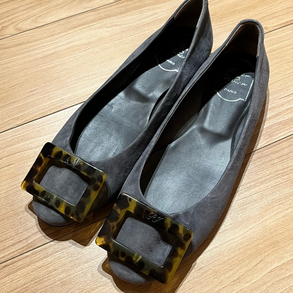 Roger vivier flats